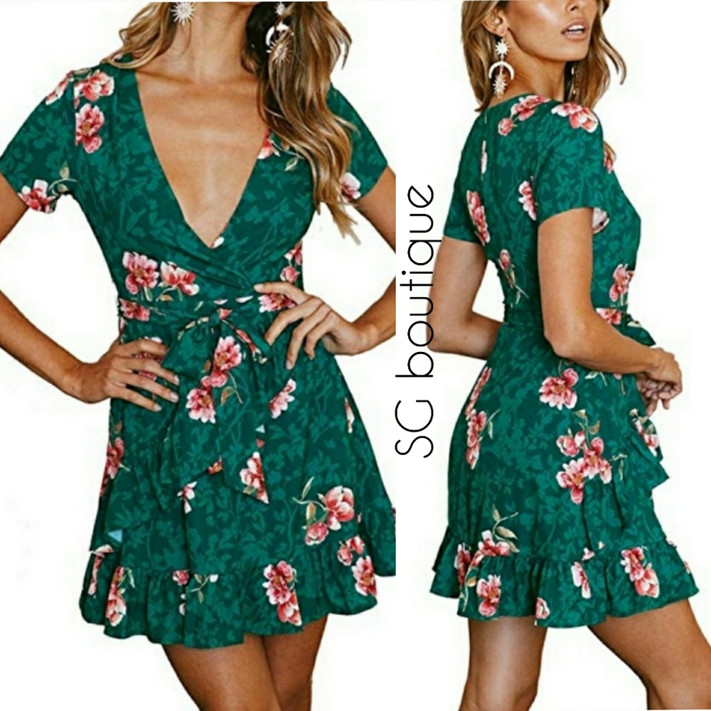 🆕⭐Mod Flirty Green floral faux wrap ruffle dress⭐